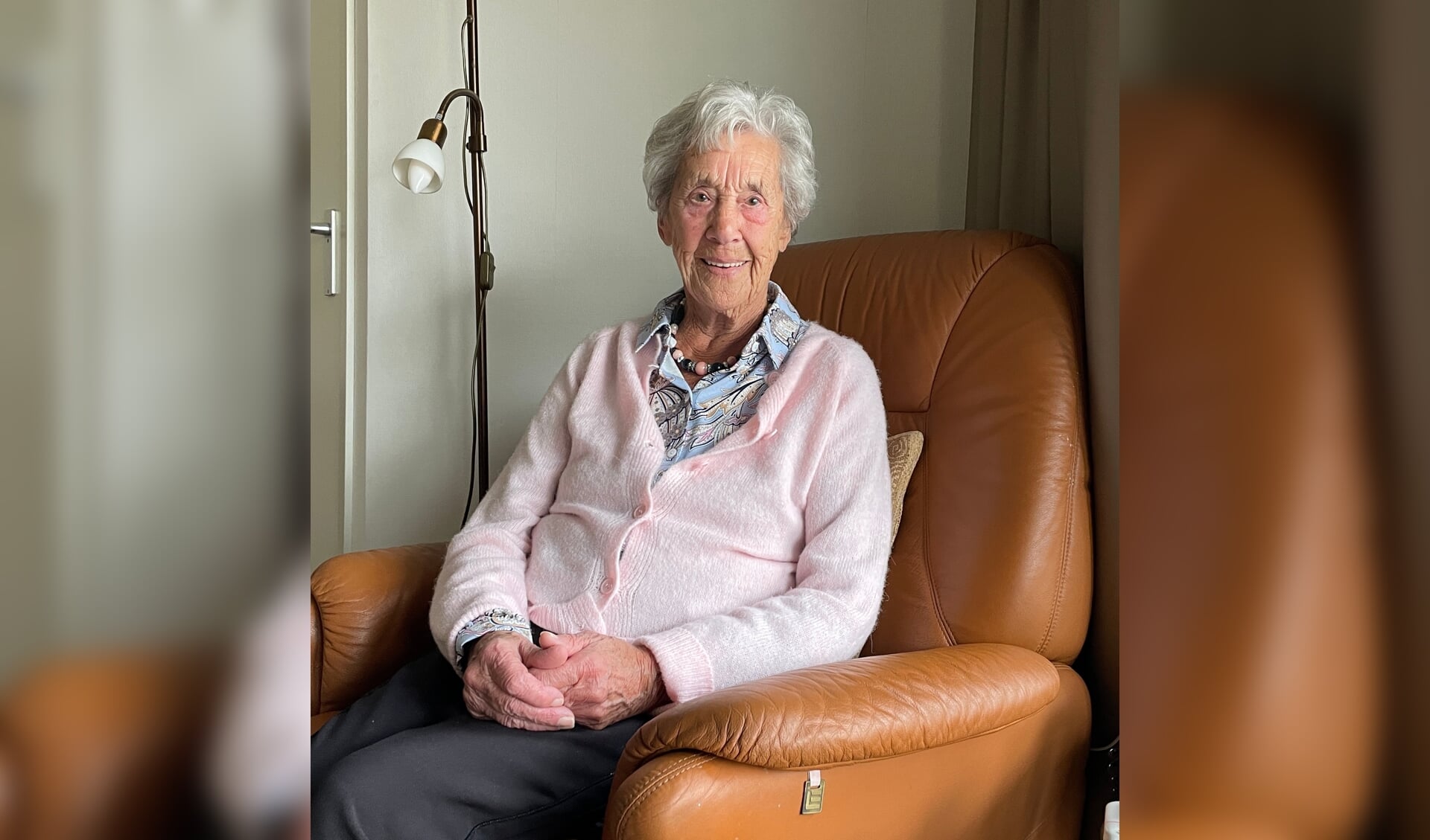 Mevrouw Schalkoord (97 jaar) fiets weer dankzij Fietsmaatjes Breda