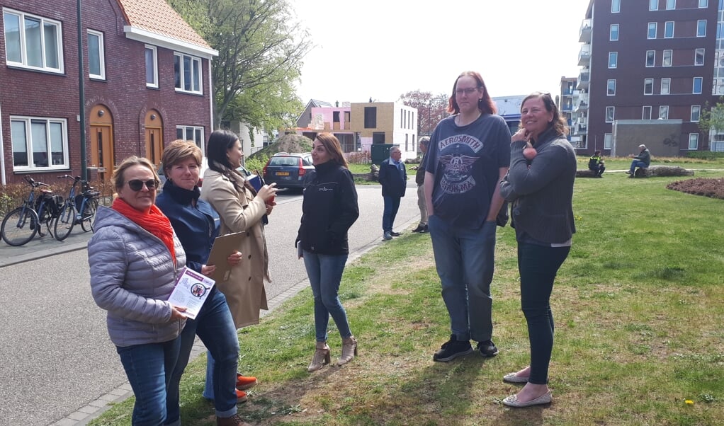 Ga op pad zoeken tarief Buurtpraat Zoom-In brengt buurtbewoners bij elkaar - Al het nieuws uit  Bergen op Zoom