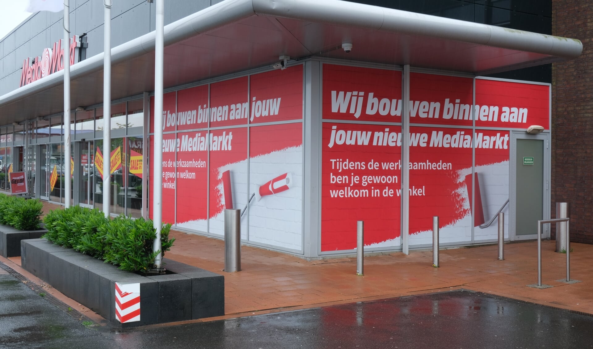 MediaMarkt Middelburg kondigt de verbouwing aan bij de hoofdingang