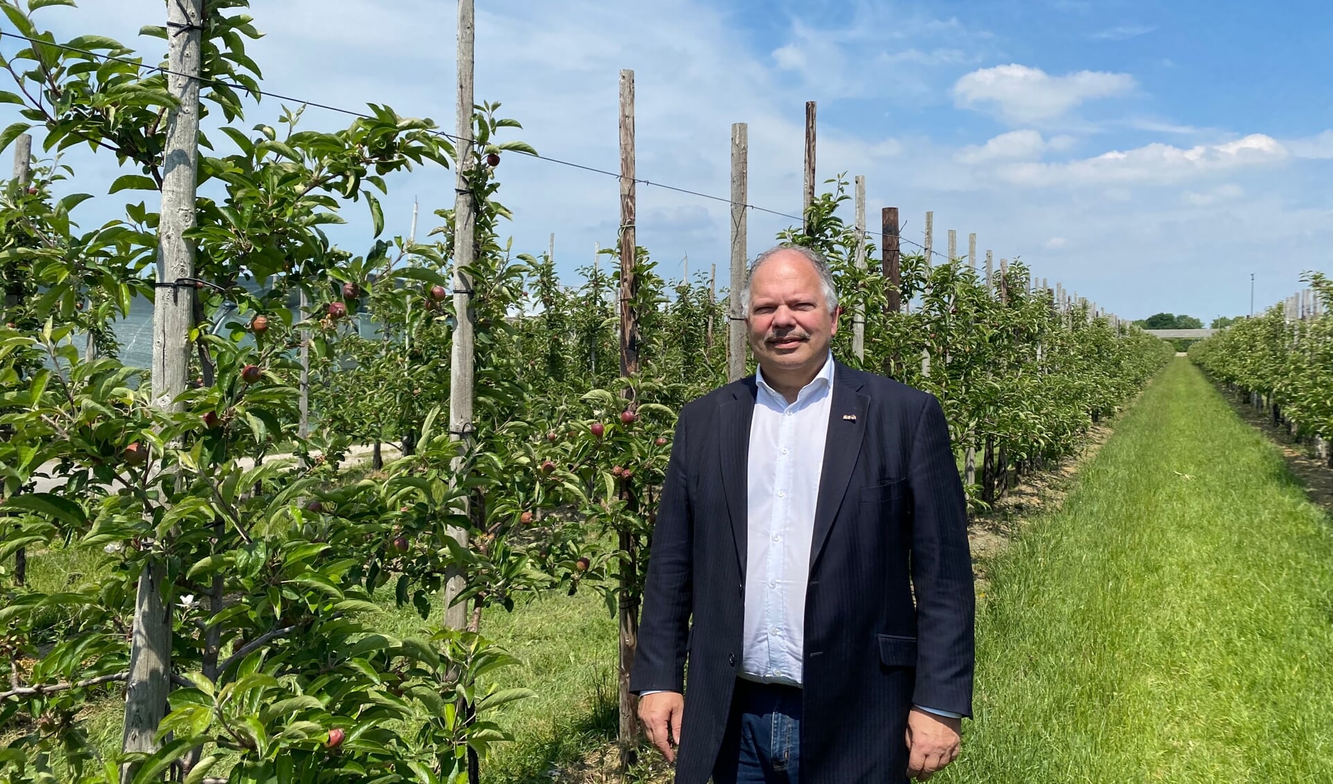 Wethouder Siwart Mackintosh van de gemeente Kapelle.