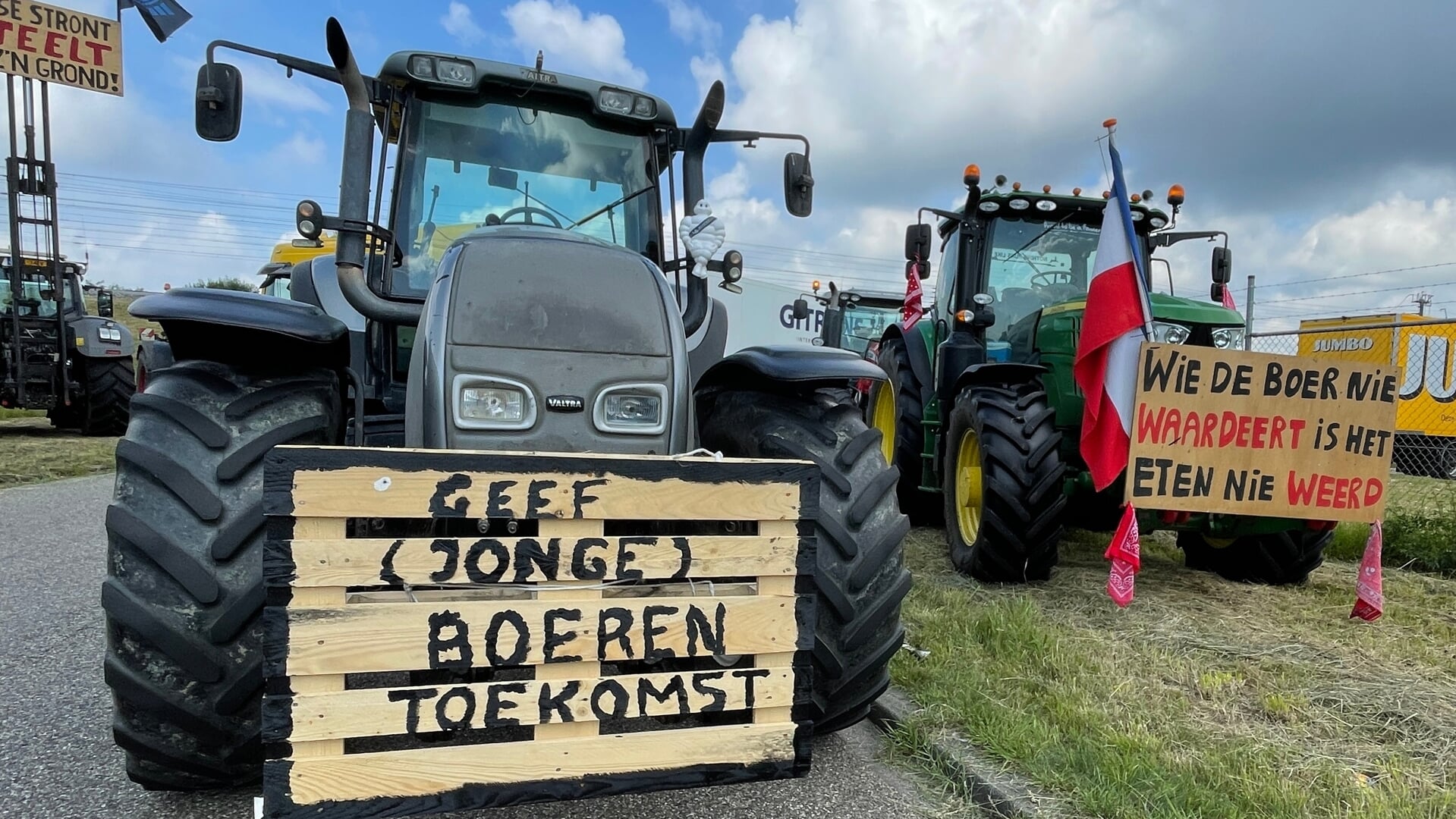 Tractors tijdens een boerenprotest, foto ter illustratie 