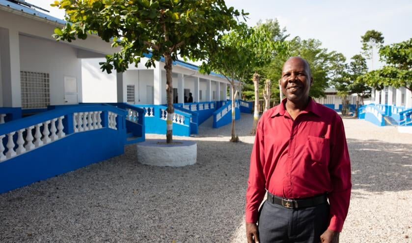 HomePlan_Haïti_RavineSable_school_MrRodePetitFrere_Founder_Director