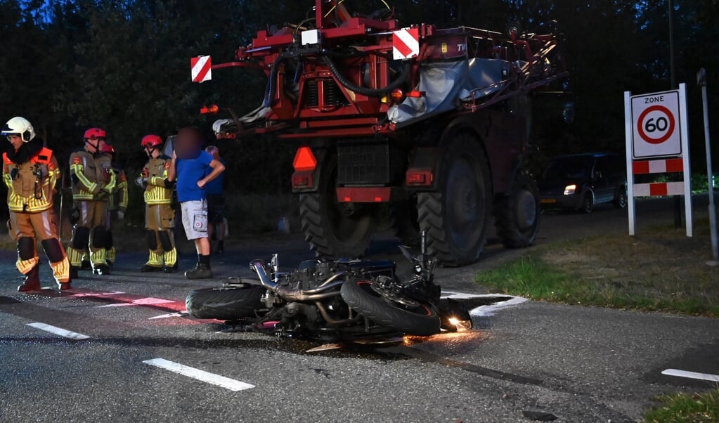 Motorrijdster Gewond Na Botsing Met Tractor In Rijsbergen Al Het Nieuws Uit Zundert