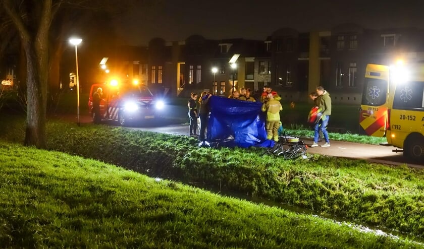 Vrouw Overleden Nadat Ze In Het Water Belandt - Oozo.nl