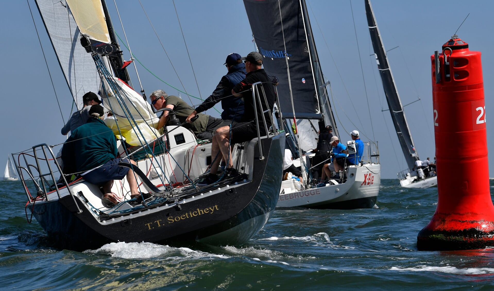 Drie dagen spanning op het water en vertier na afloop aan de wal