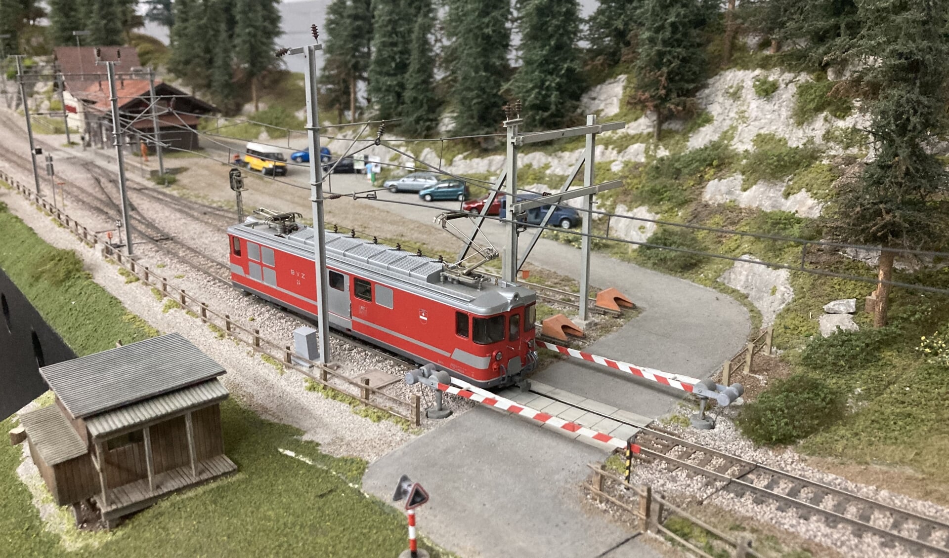 Halt auf Verlangen - baan, Station Wiesen Zwitserland, in  H0m