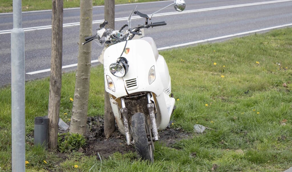 Scooterrijder En Fietser Botsen Op Fietsstraat In Hoogerheide - Al Het ...