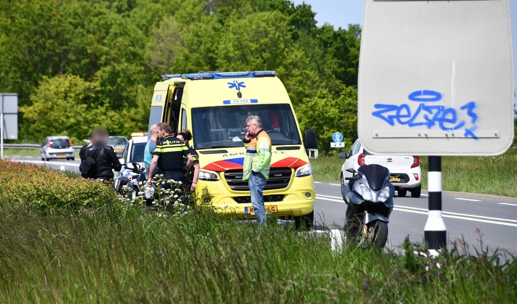 Belgische Motorrijder Gewond Bij Ongeluk Op N256 Bij Wilhelminadorp ...