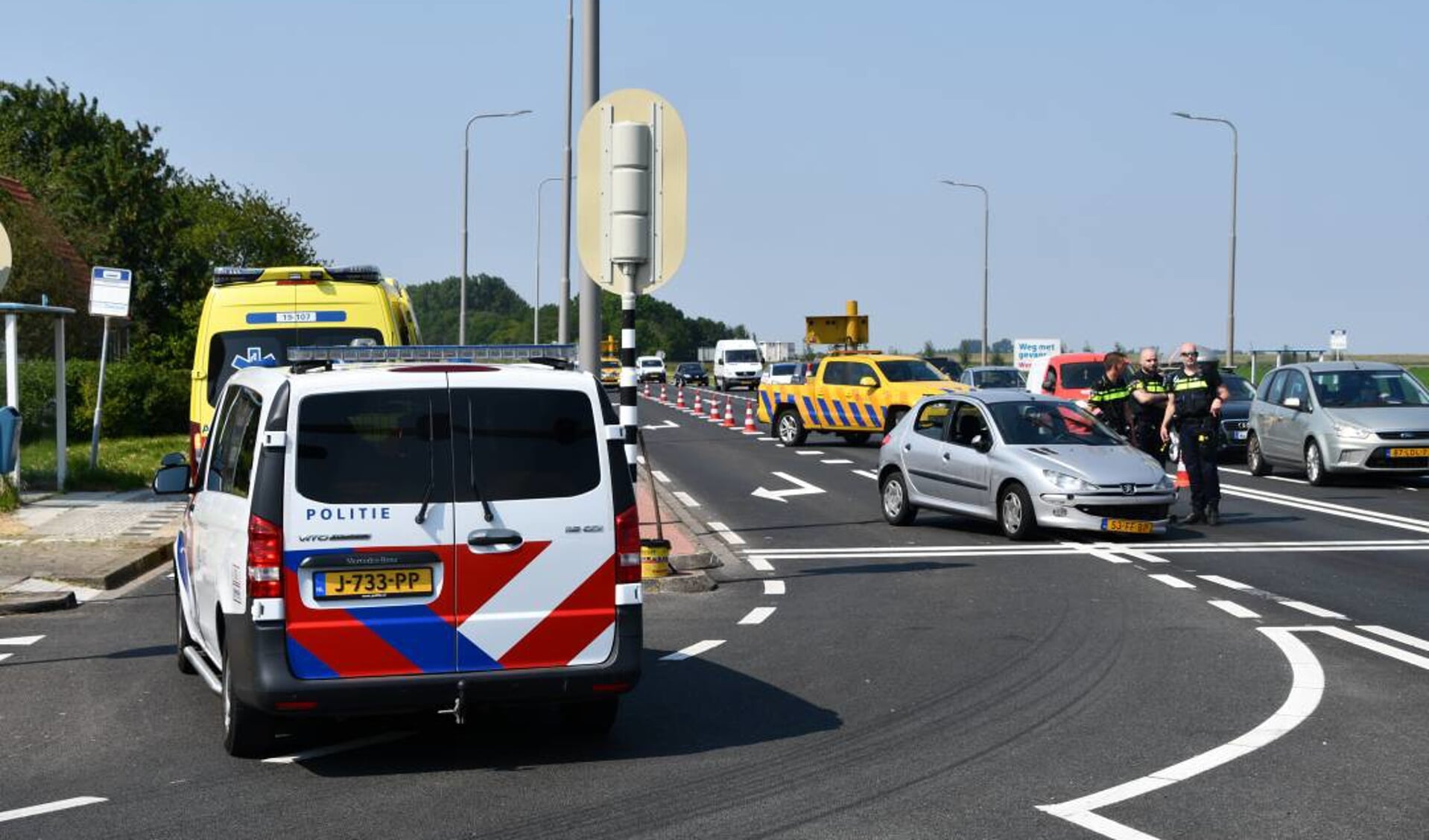 Gewonde Bij Botsing Op De N256 Bij Wilhelminadorp - Al Het Nieuws Uit ...