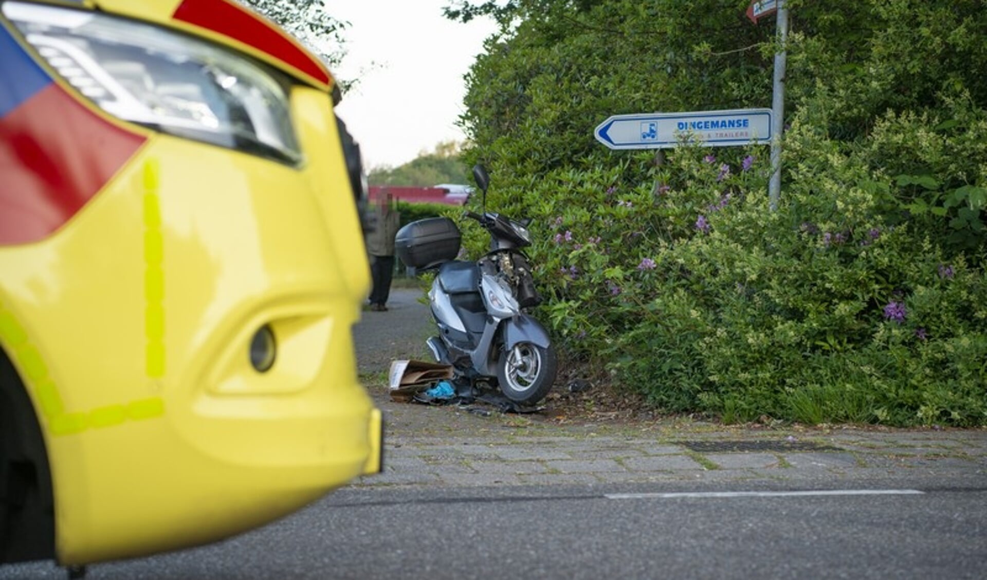 Scooterrijder Gewond Na De Botsing Met Een Automobilist In Hoogerheide ...