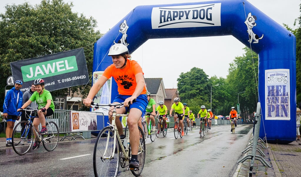 Hel van de Pin start met grootste deelnemersveld ooit Al het nieuws uit Roosendaal Hel van de Pin start met grootste deelnemersveld ooit Al het nieuws uit Roosendaal