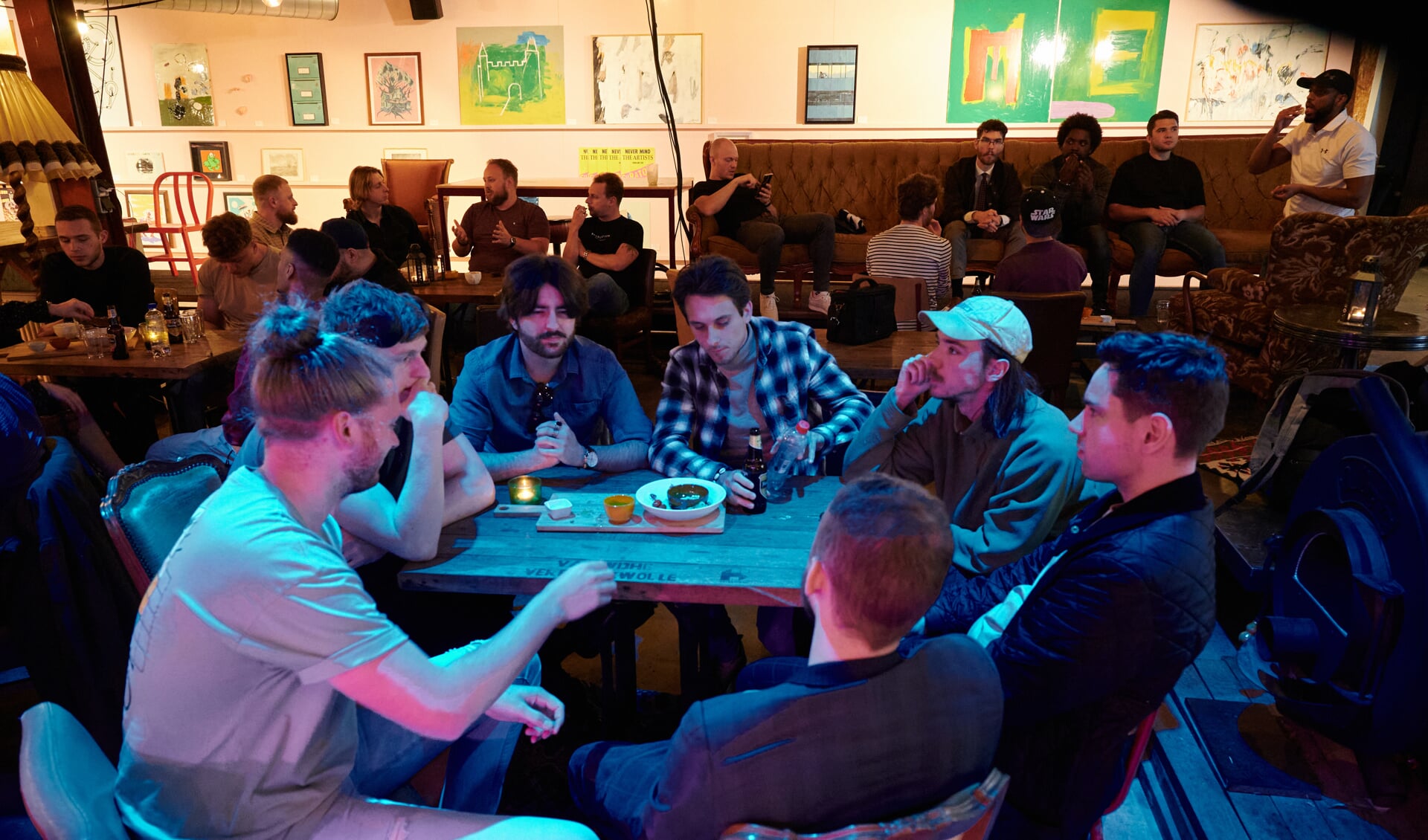 Een moment tijdens de Gallery Phillosophy - Compos Mentis gespreks avond
