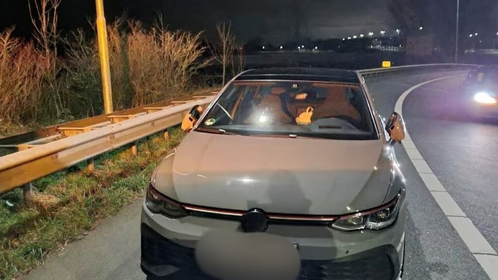 Hundertster deutscher „Supersportwagen“ von Roosendaal-Polizei beschlagnahmt