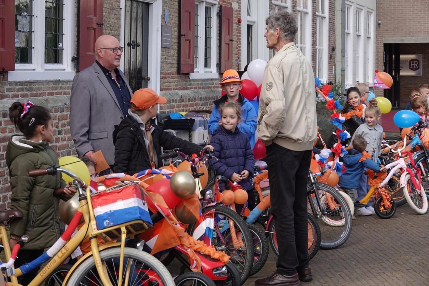 Koningsdag 2024 Sint-Maartensdijk.
