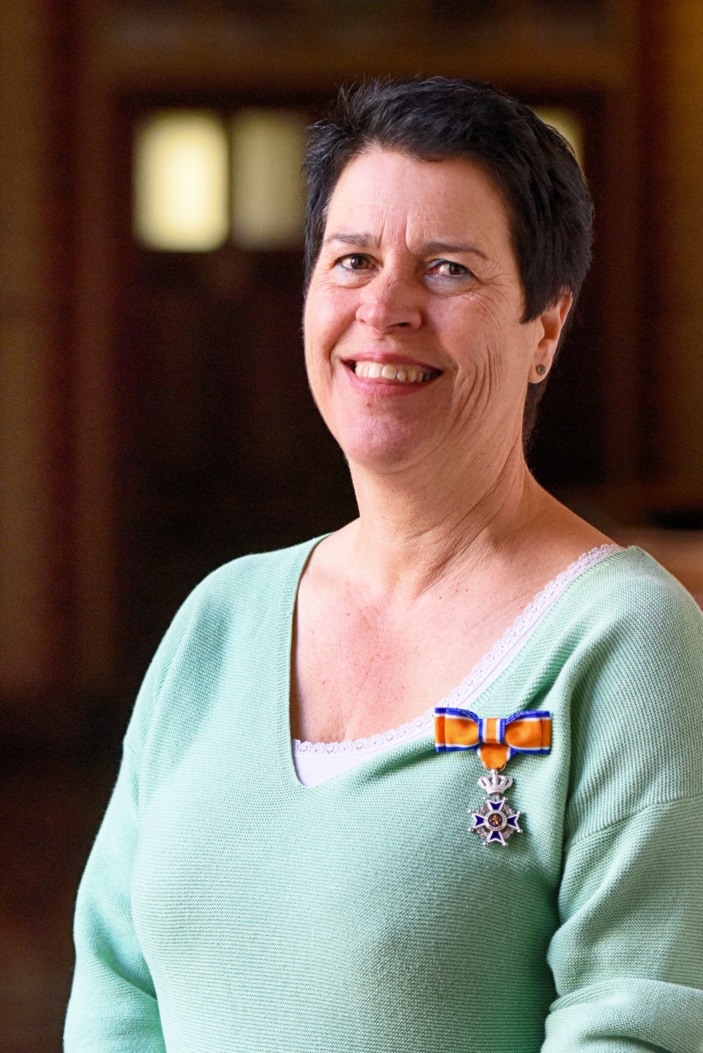 C.A.M.P. (Lydia) van Meer-van Oosterhout uit Hoeven (63 jaar), Lid in de Orde van Oranje-Nassau