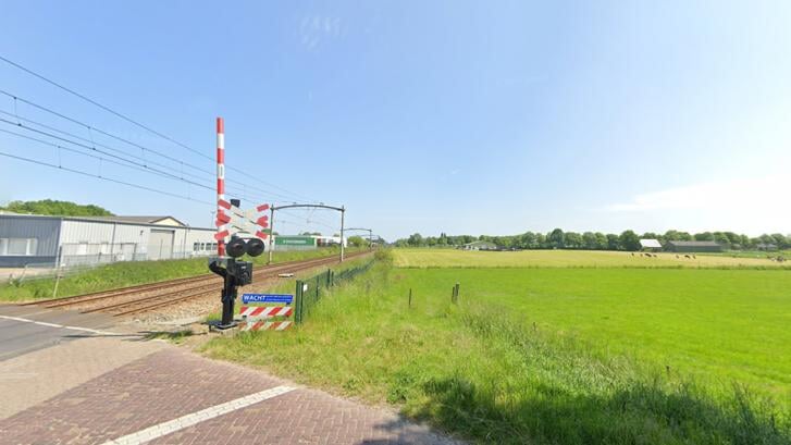 De spoorlijn aan de Zeggeweg bij Oudenbosch.