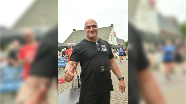Sterke man Dennis van Beusekom is nu vooral coach en mentor van sterke mannen
