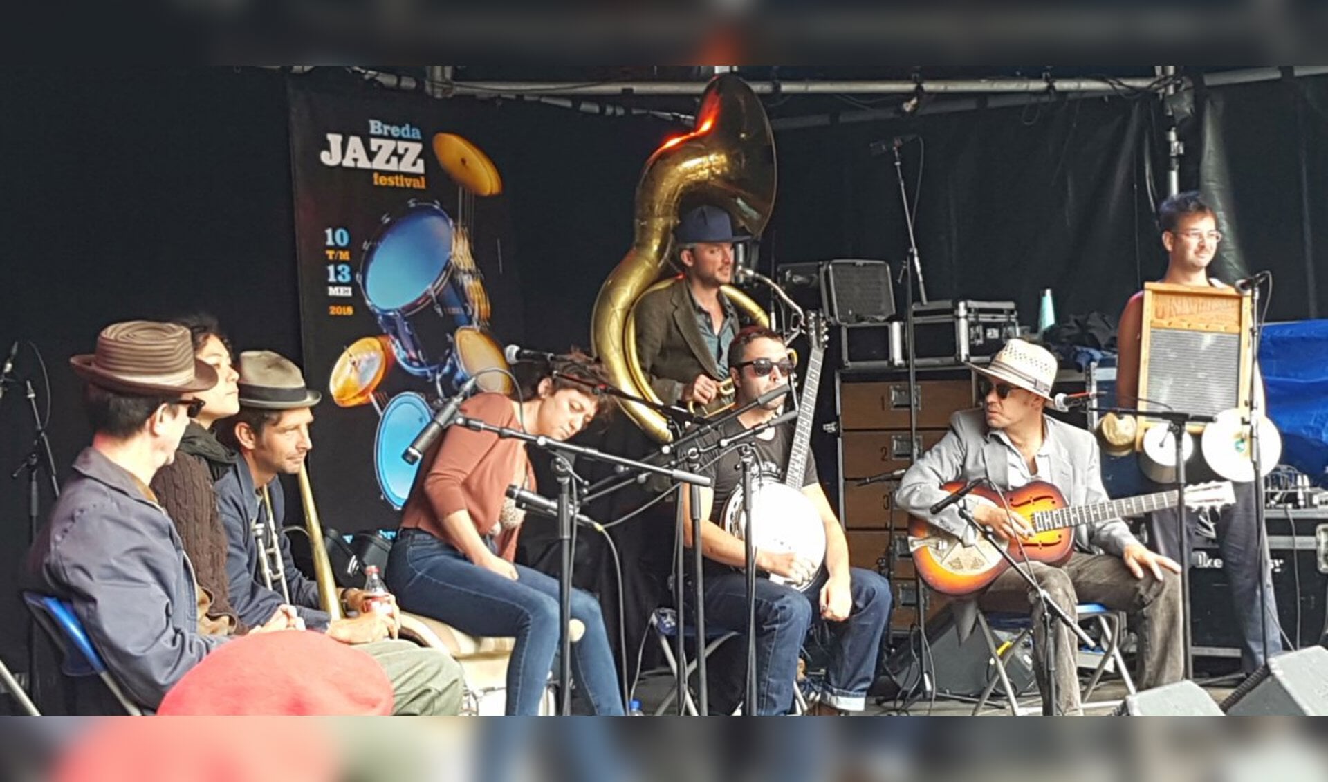 Swingende aftrap Breda Jazz Festival van buien bespaard