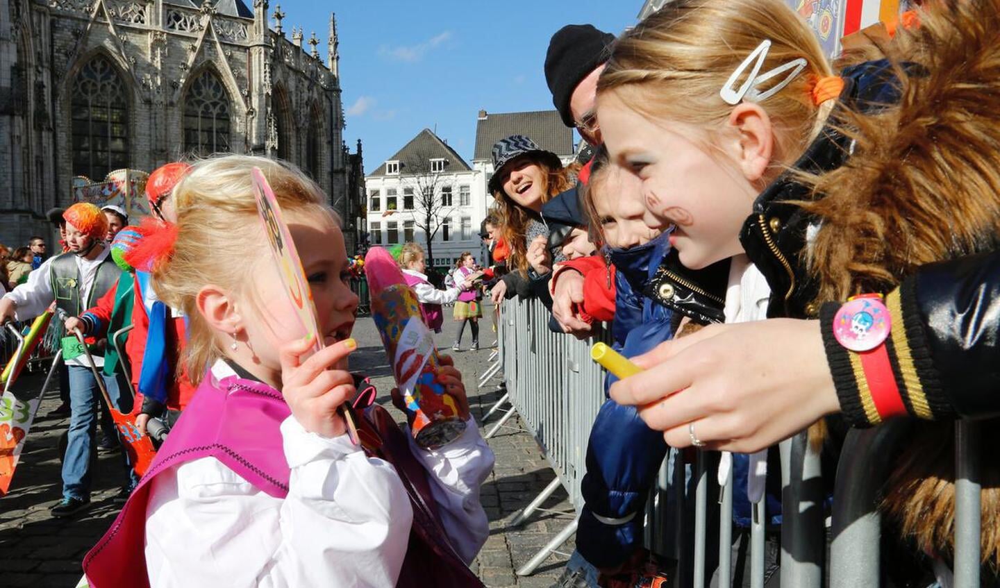 De Brakkensliert, de kinderoptocht door Breda. Zondag 2 maart 2014. foto Peter Visser