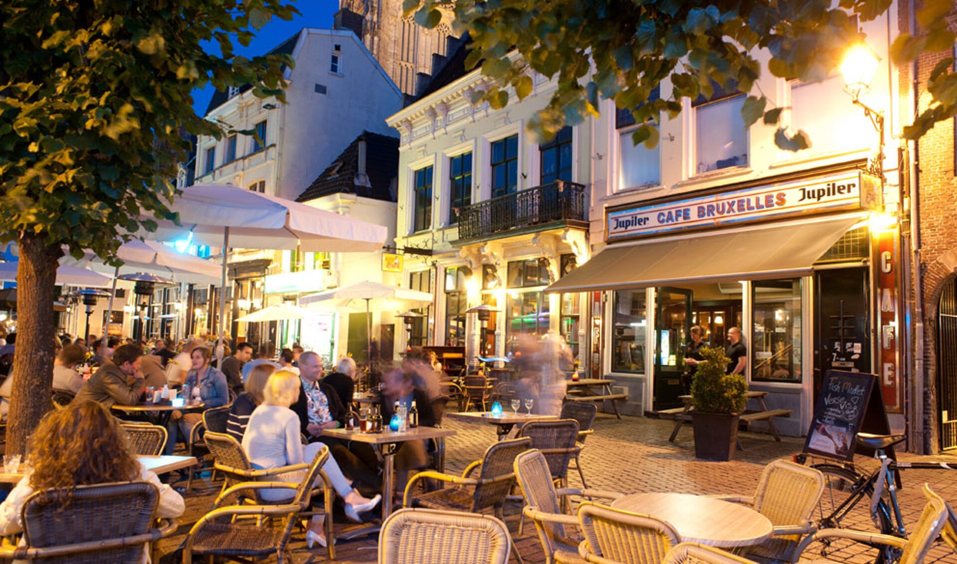 Het terras van Bruxelles. foto Bruxelles