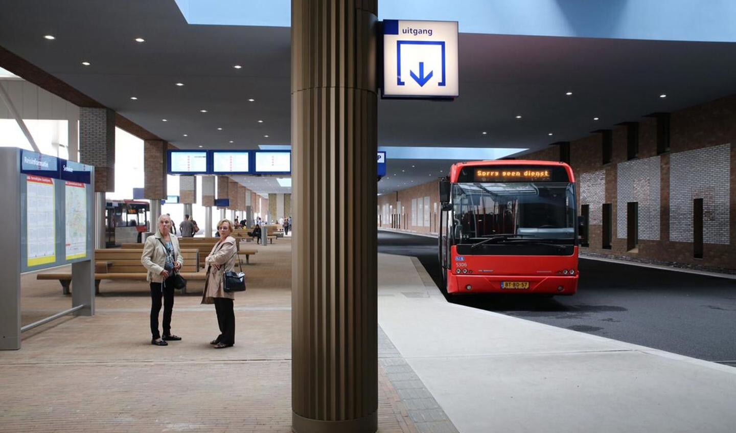 Opening busstation Breda Centraal, zondag 7 september.