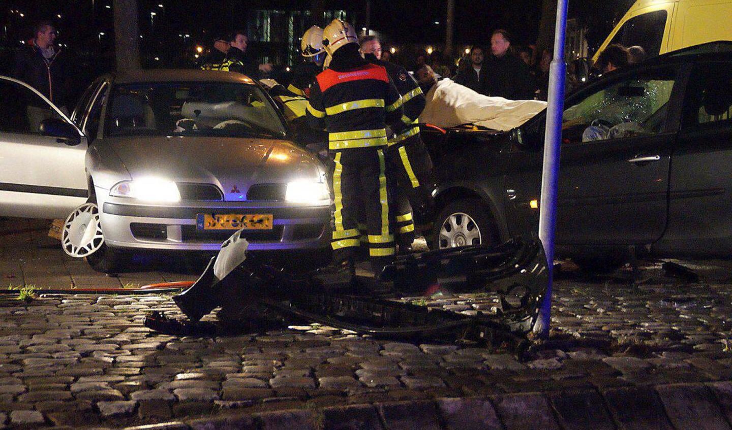 Ongeval met twee auto's op de Westerhagelaan.