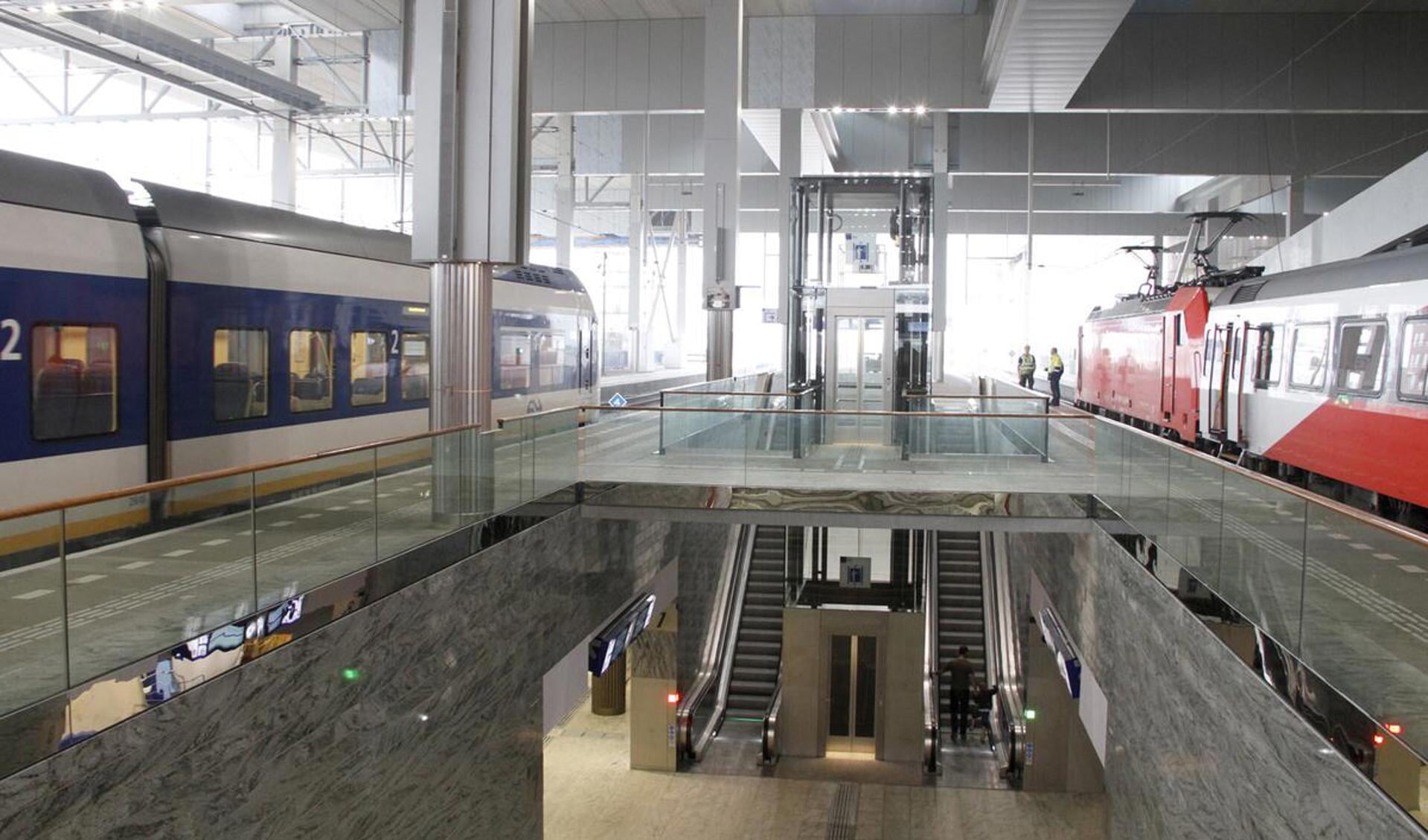 Breda Centraal, nieuwe toegang tot perrons, met lift.