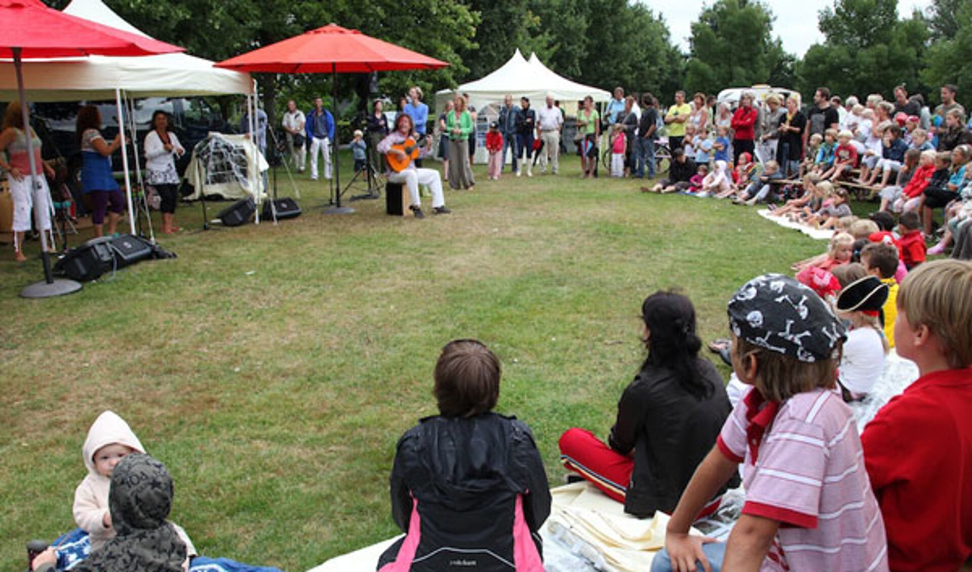 En plein public in Brabantpark, vrijdag 21 augustus 2009.