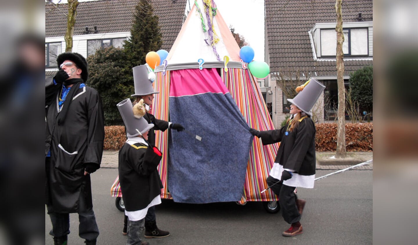 De optocht door de Haagse Beemden op zaterdag 13 februari 2010. foto Noortje Nijs