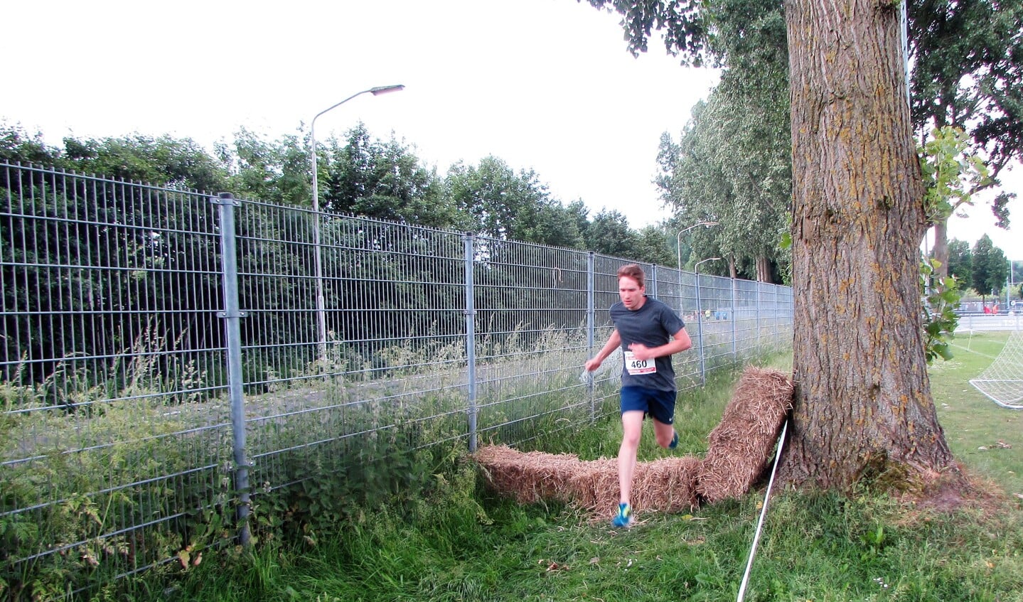 Haagse Beemden Loop 2018 obstacle run.