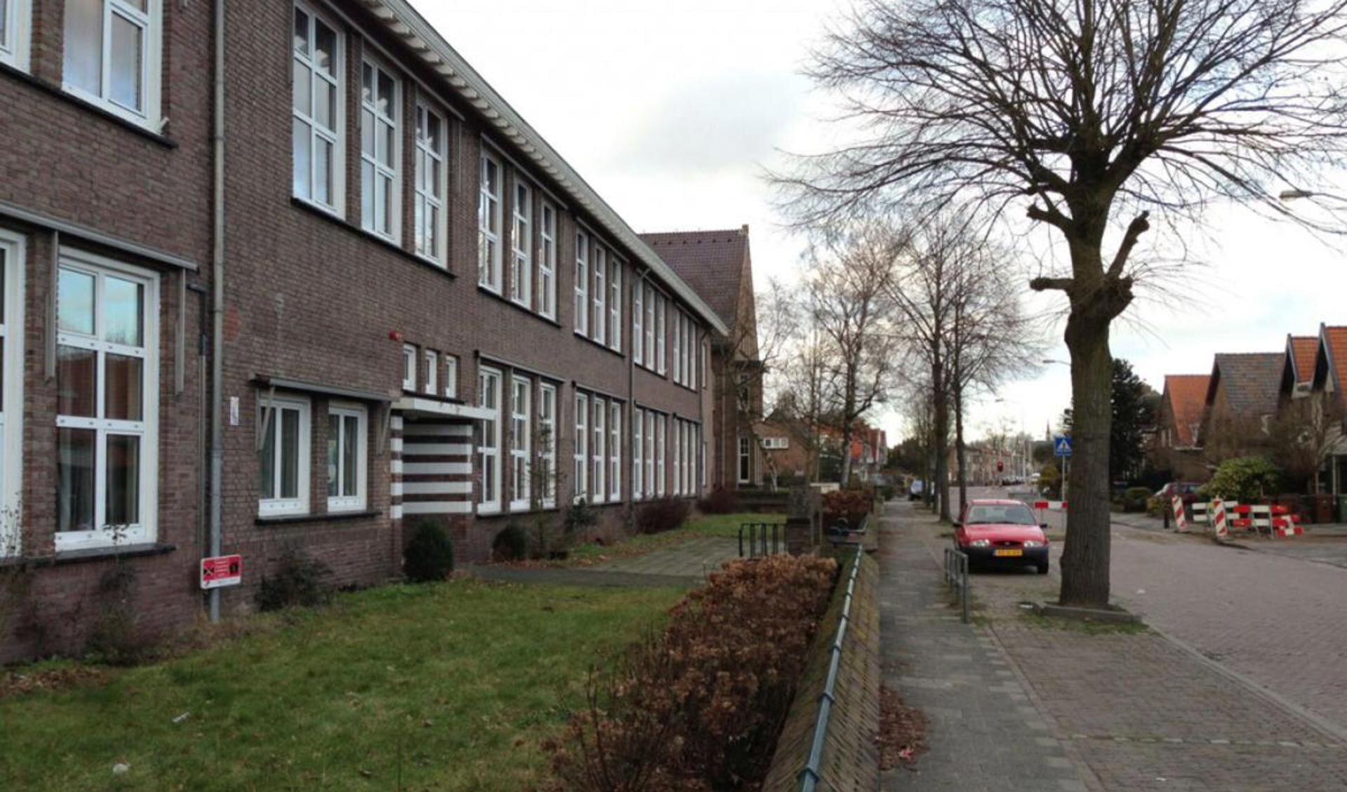 Voormalige basisschool Keysersmolen aan de Oranjeboomstraat. foto Wijnand Nijs