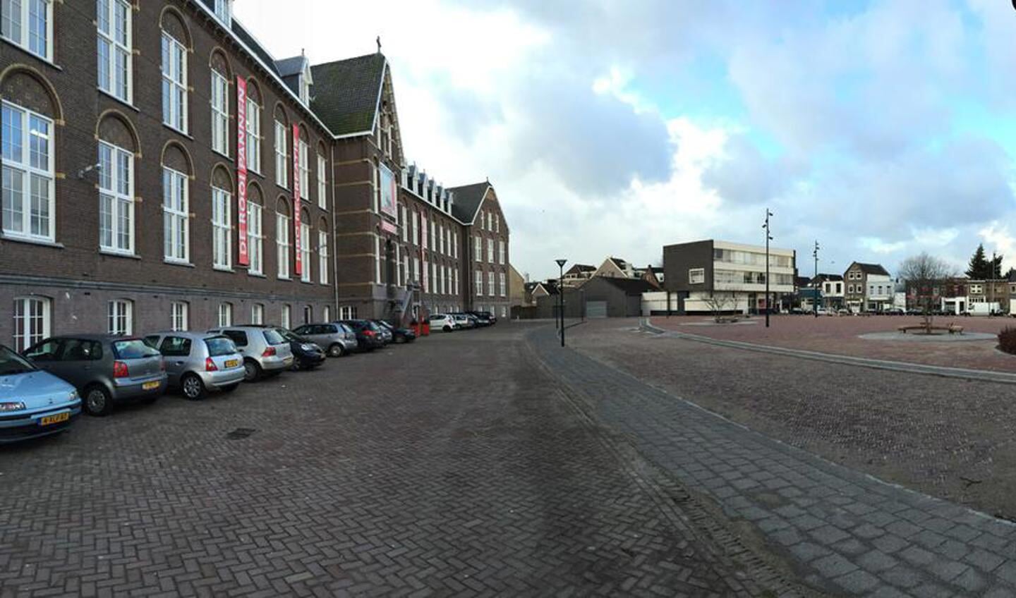 Het klooster en het plein hebben in 2014 en begin 2015 een opknapbeurt gehad.