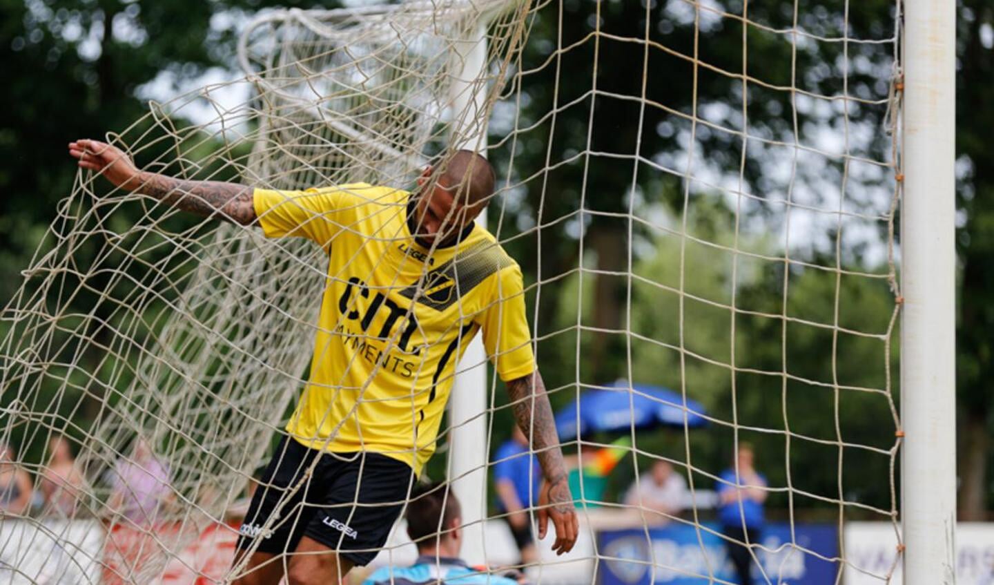NAC heeft ook het vierde oefenduel tegen amateurs met ruimte cijfers gewonnen. In Made werd het 0-10.