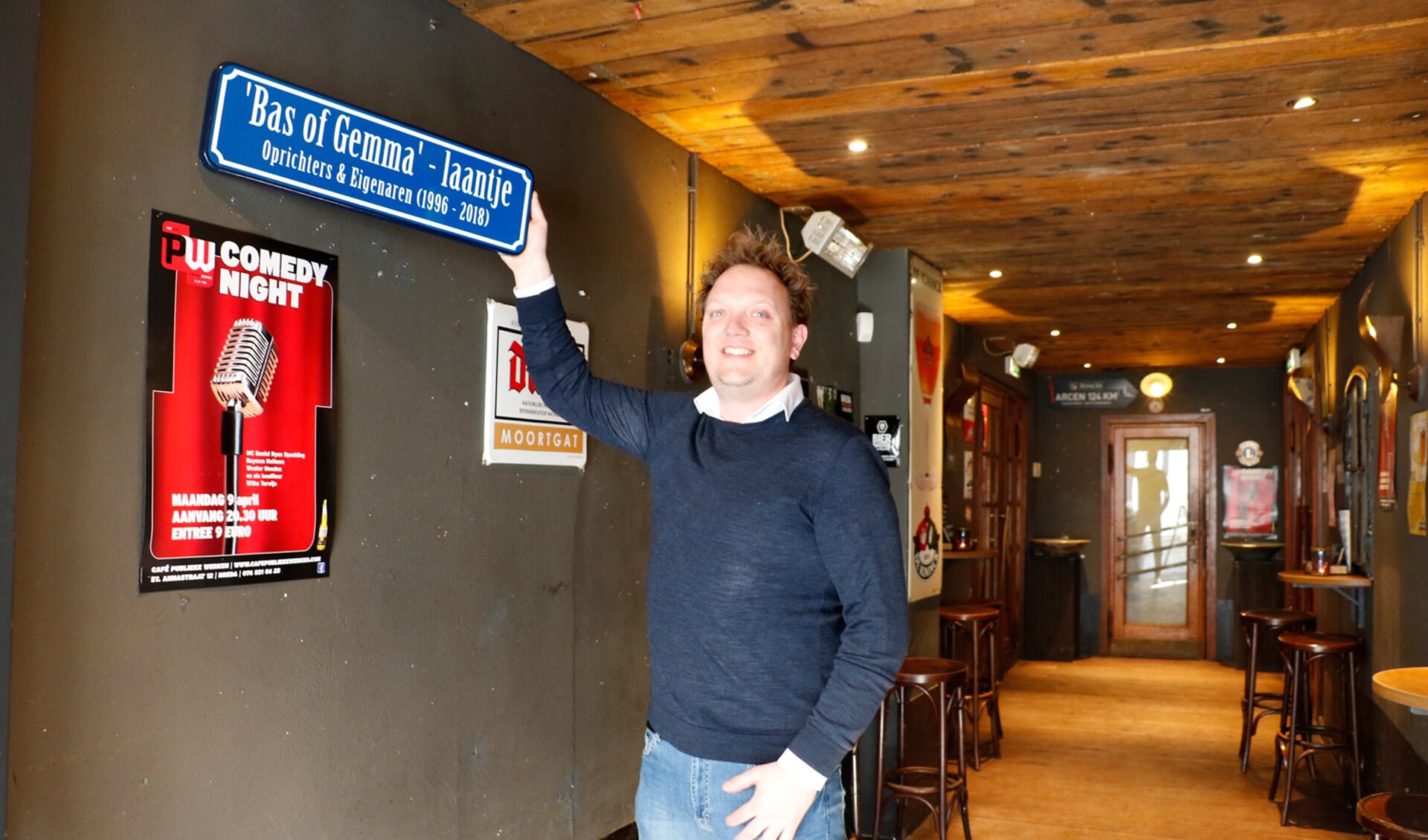 Maurice Willemse, sinds 1 april eigenaar van café Publieke Werken in de St. Annastraat.