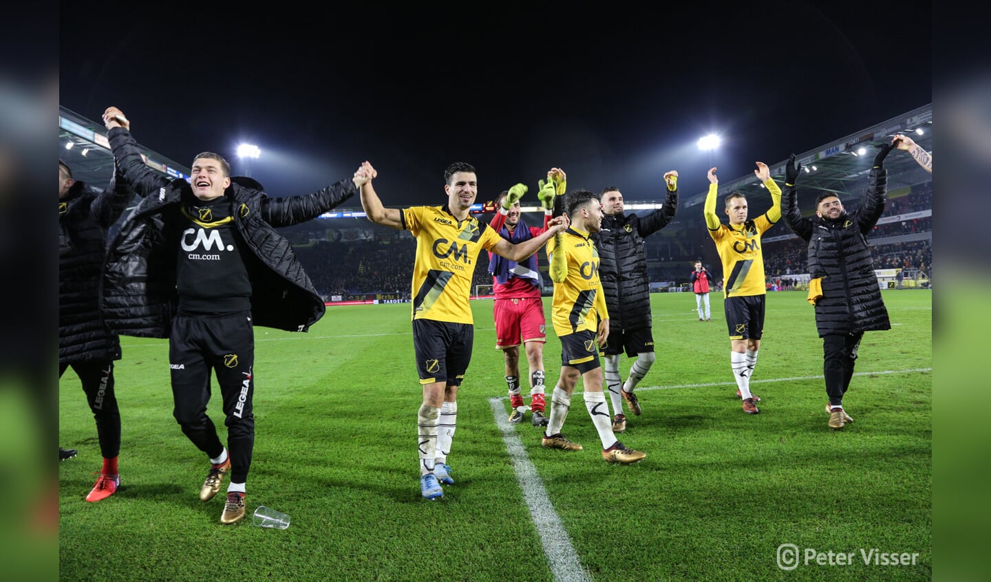 NAC heeft de laatste thuiswedstrijd voor de winterstop met 3-1 gewonnen van FC Utrecht.