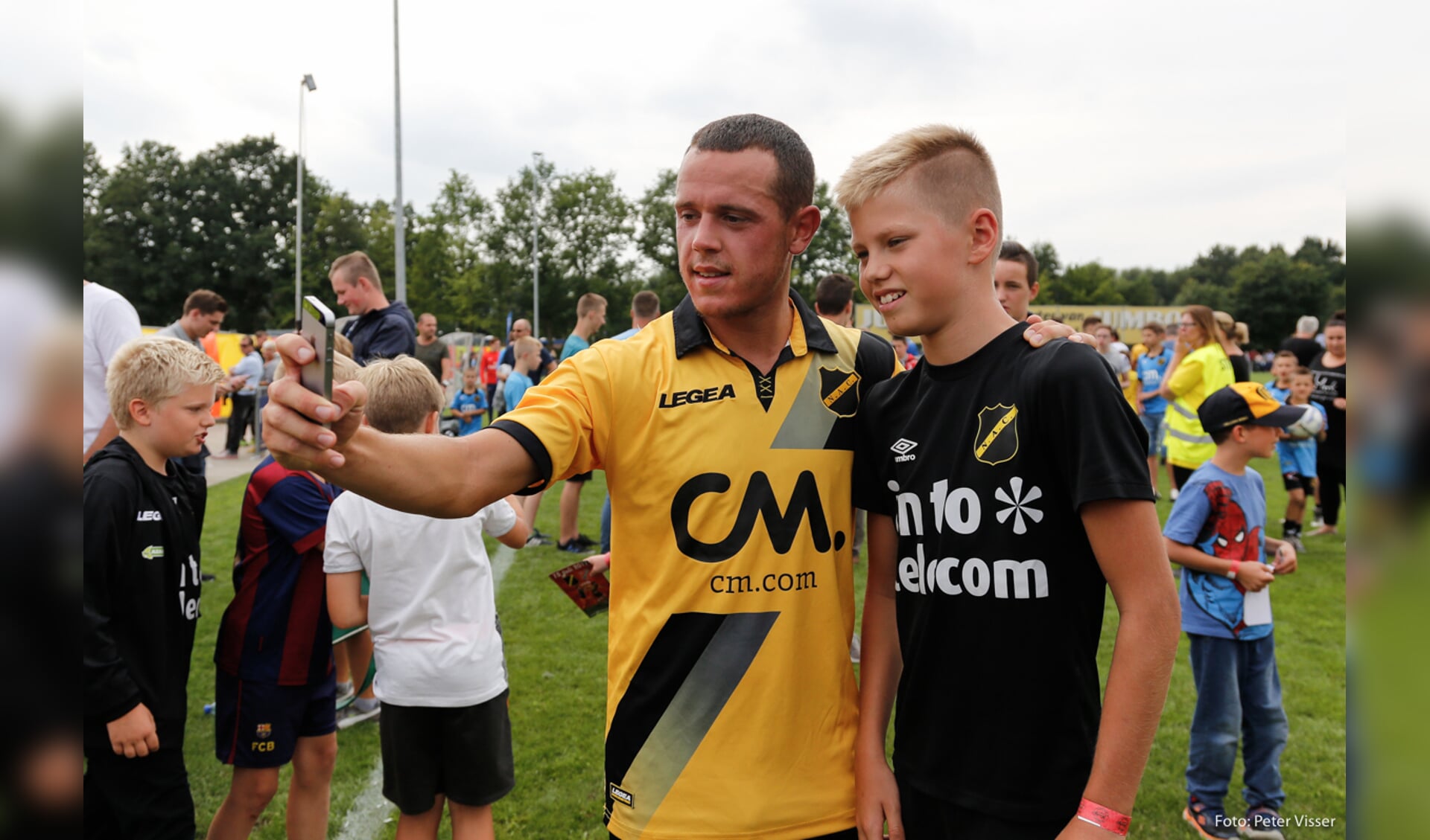 NAC oefende zaterdag 15 juli tegen Volendam in Oud Gastel. Het werd 2-1.