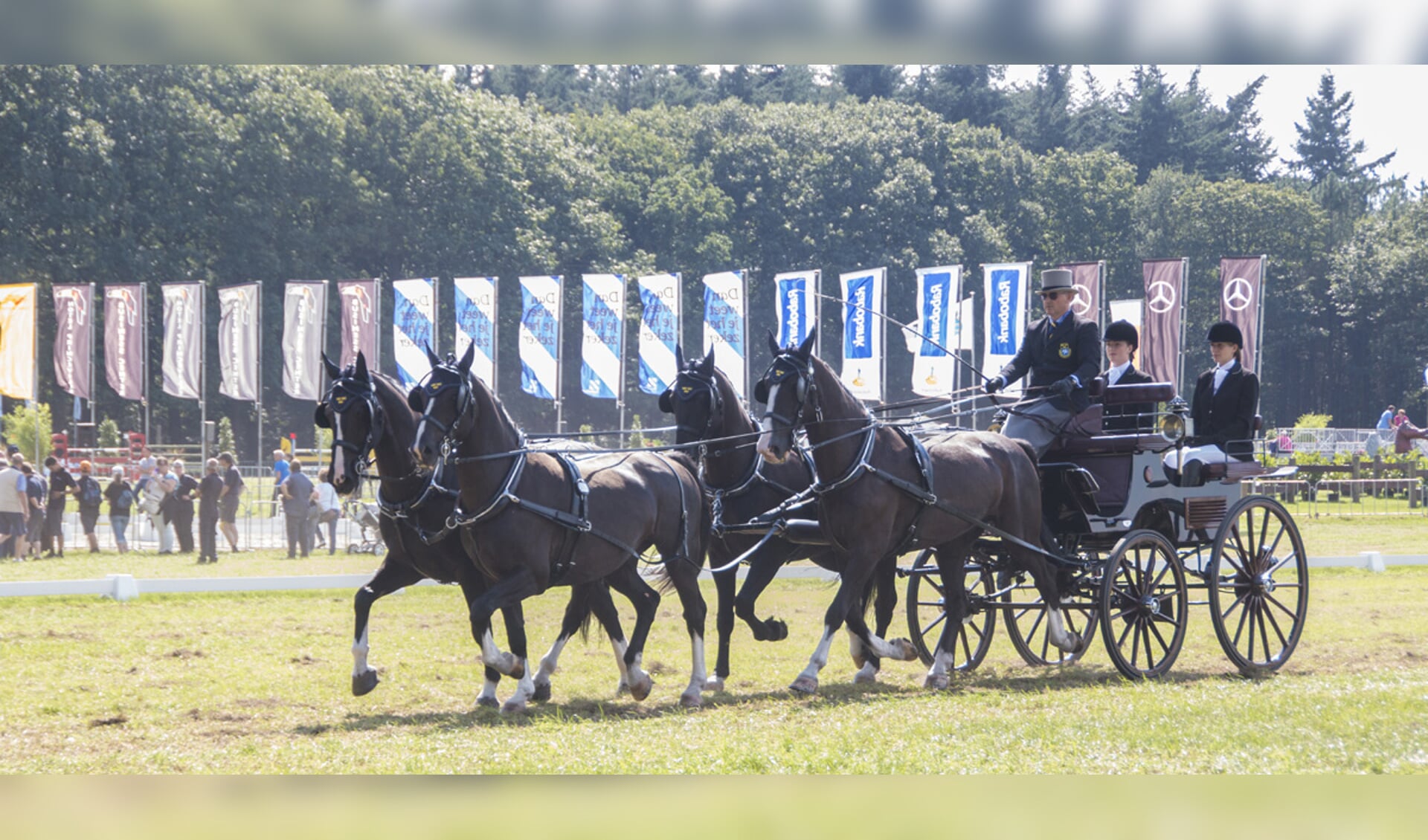 De eerste dag van Outdoor Brabant 2016 had het weer mee. Stralende zon.