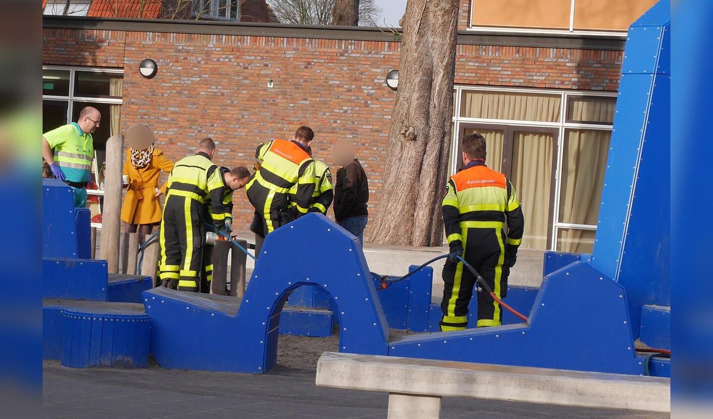 Een kind raakte beklemd bij een ongeval op een speelplaats aan de Viandenlaan.