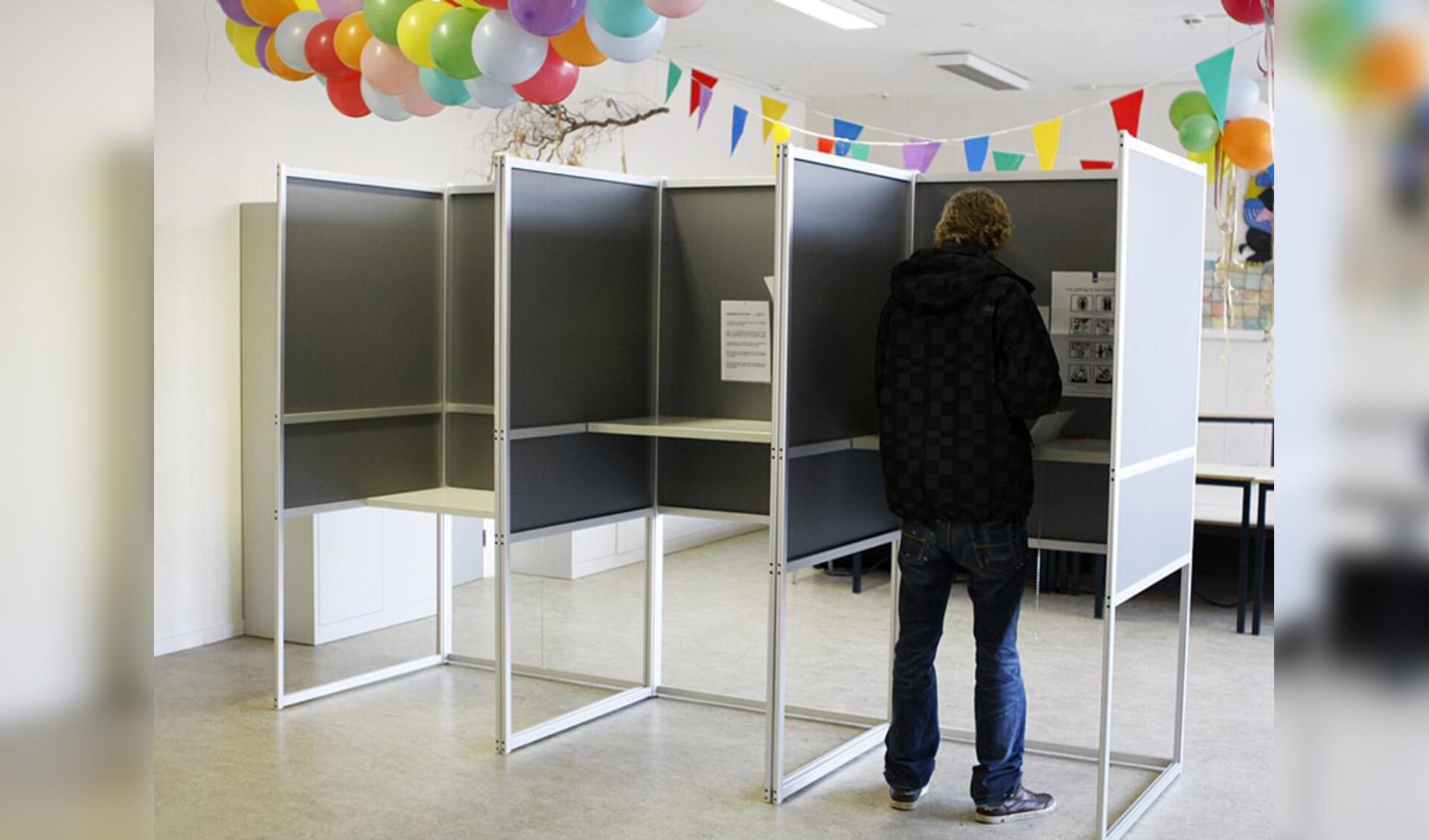 Een bovengemiddeld aantal kiezers toog naar de stemlokalen foto Ilse Lukken