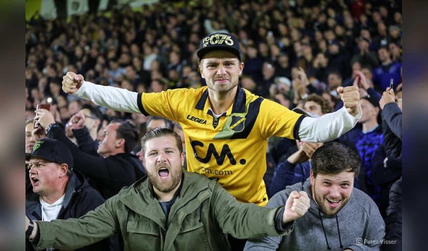 NAC boekt de eerste zege van 2017-2018. In een kolkend Rat Verleghstadion wordt Groningen met 2-1 geklopt.