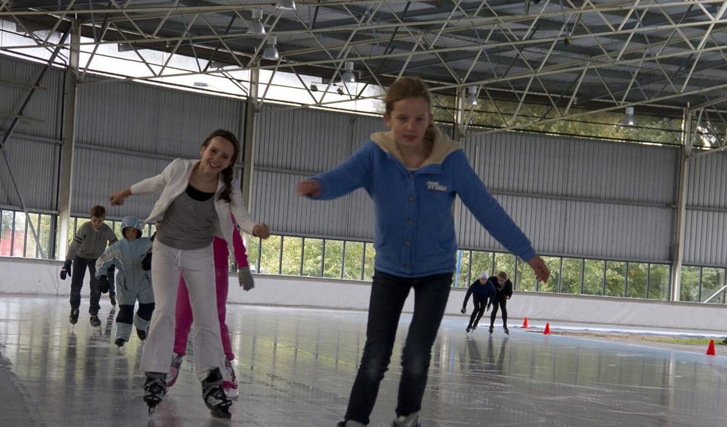 Het schaatsseizoen voor de Bredase kunstijsbaan is weer begonnen. foto Patricia Rompa