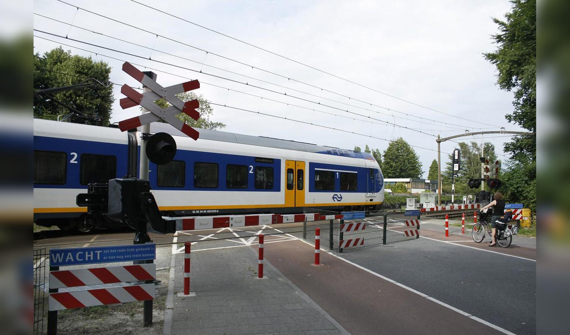 Spoorwegovergang Oosterhoutseweg juli 2014. foto Wijnand Nijs