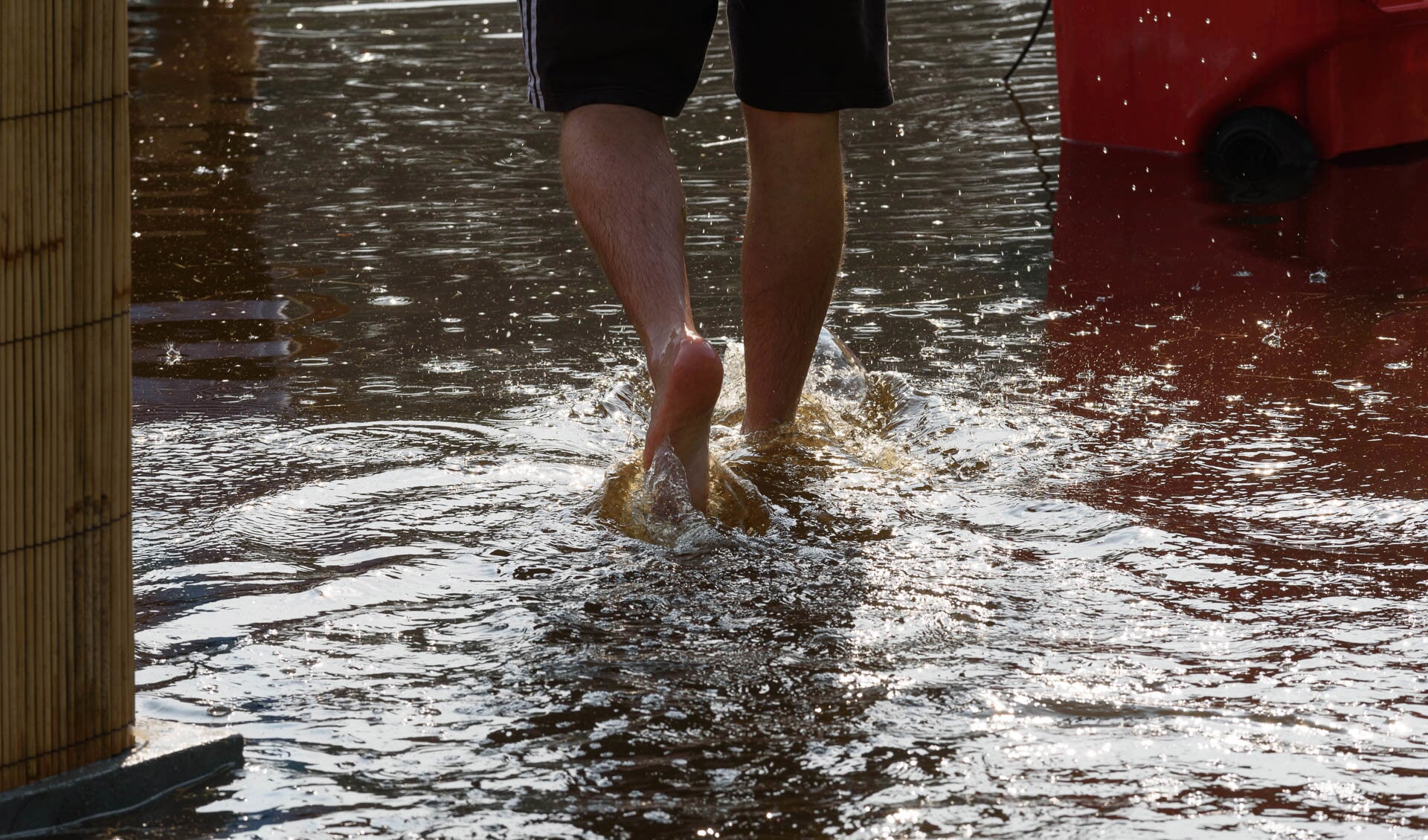 Wateroverlast in het Sonsbeeckpark bij Bumperkluiven.