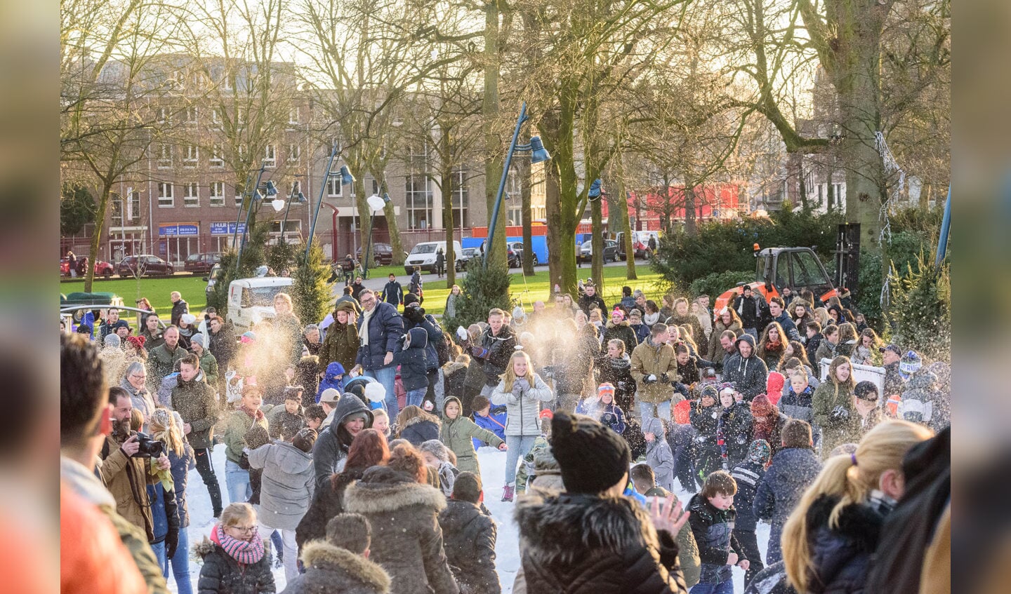 Sneeuwballengevecht Winterland Breda 2017