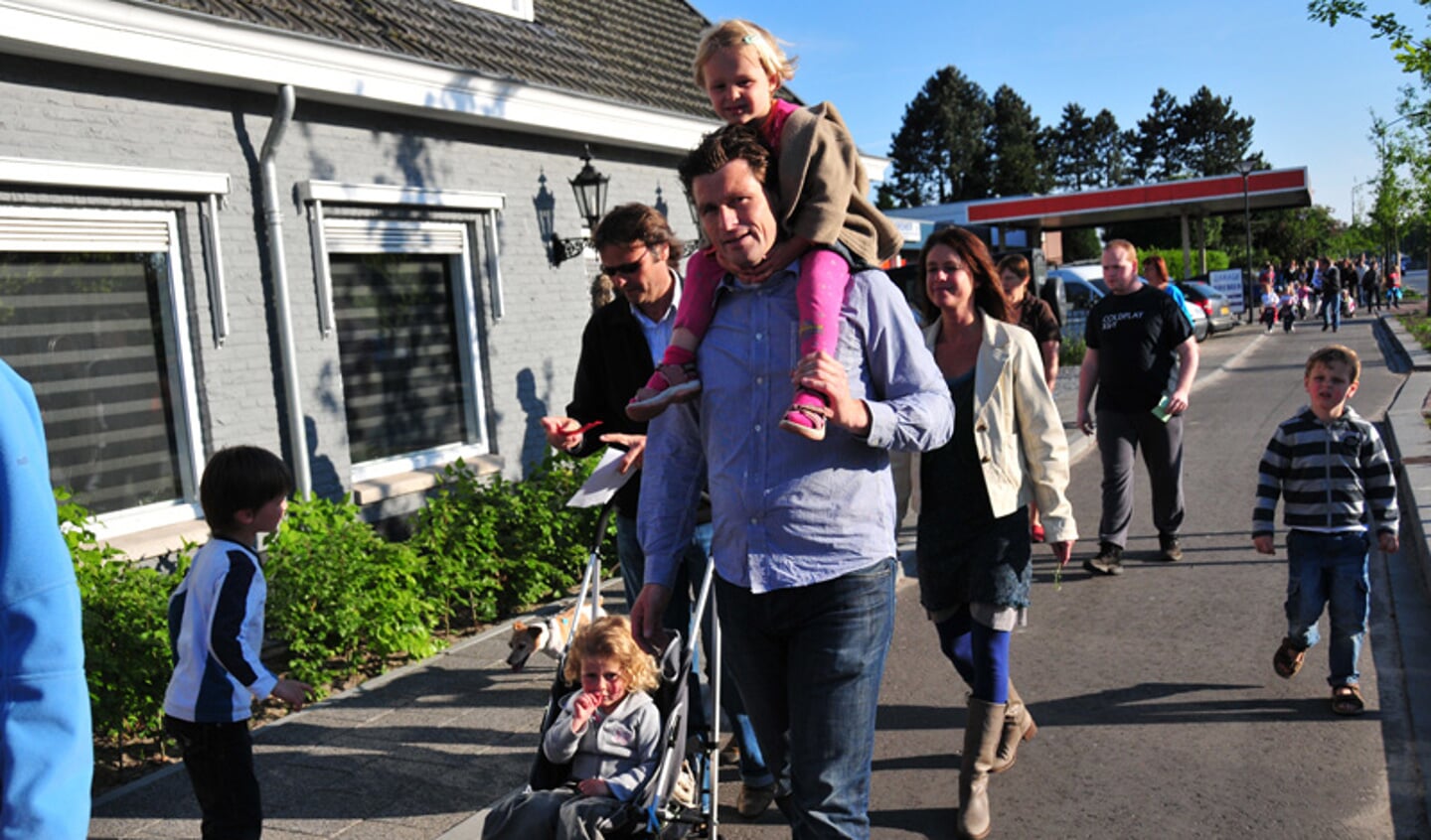 Avondvierdaagse in Teteringen, vrijdag 28 mei 2010. foto Perry Roovers