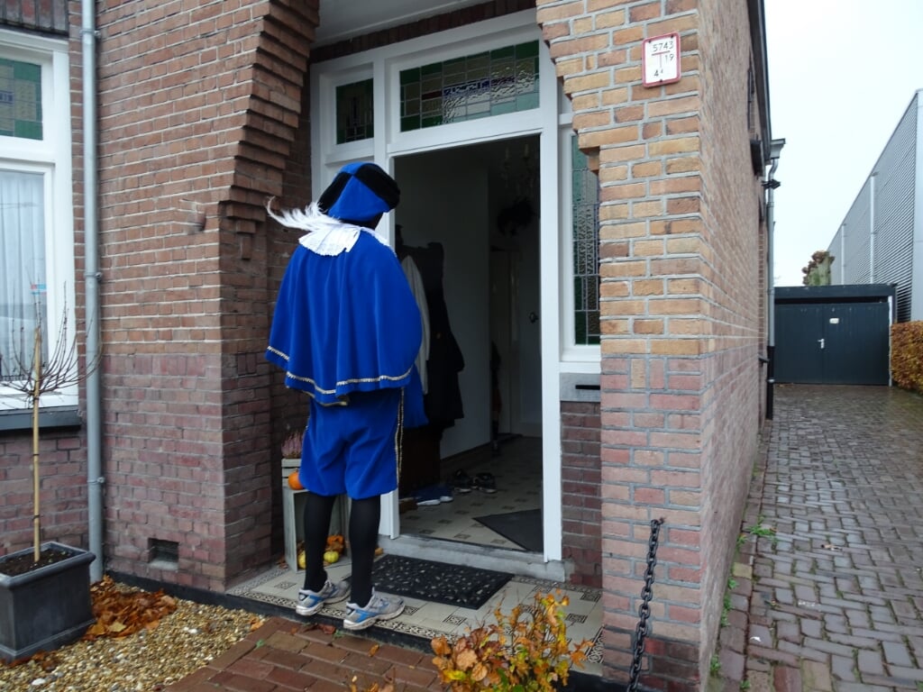 Piet op huis bezoek in Wernhout.
