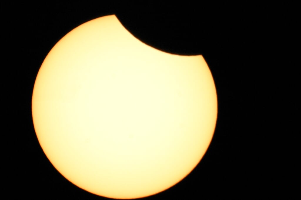 Een hapje uit de zon zoals ook donderdag 10 juni te zien zal zijn