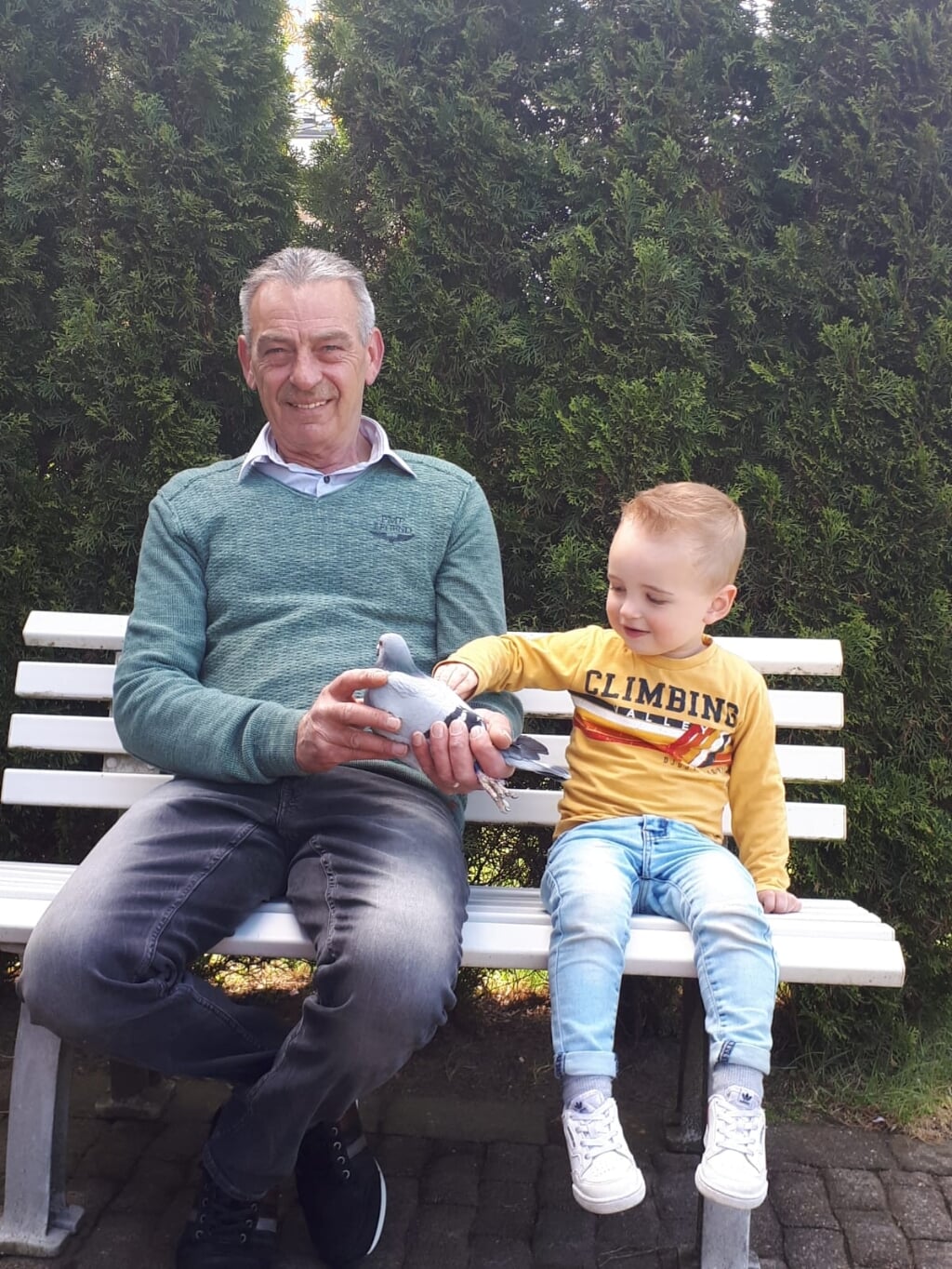 De gelukkige Rene van Poppel met kleinzoon Mats.