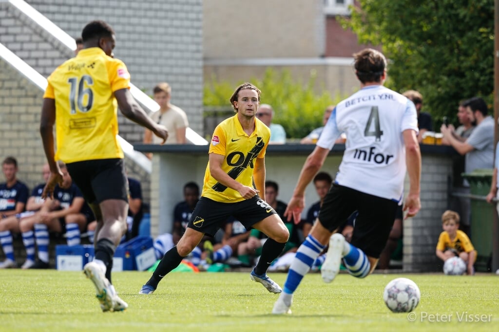 Ody Velanas tijdens het oefenduel NAC-FC Eindhoven in Sint Willebrord vorig jaar.