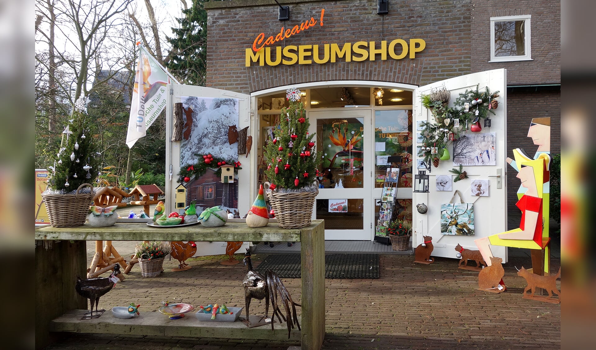 De Museumshop van de Botanische Tuin is al helemaal in kerstsferen. 